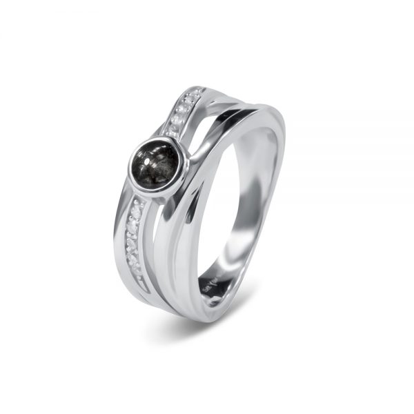 Ring met Zirkonia