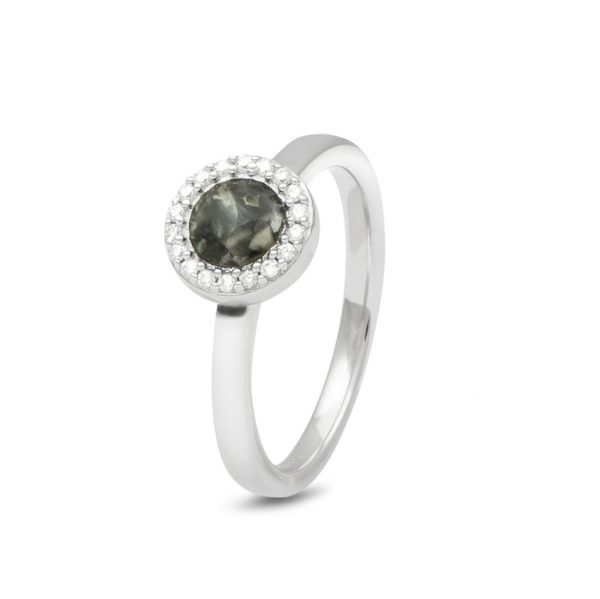 Ring met Zirkonia
