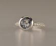 Ring Rond met Zirkonia