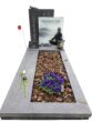Monument met glasplaat
